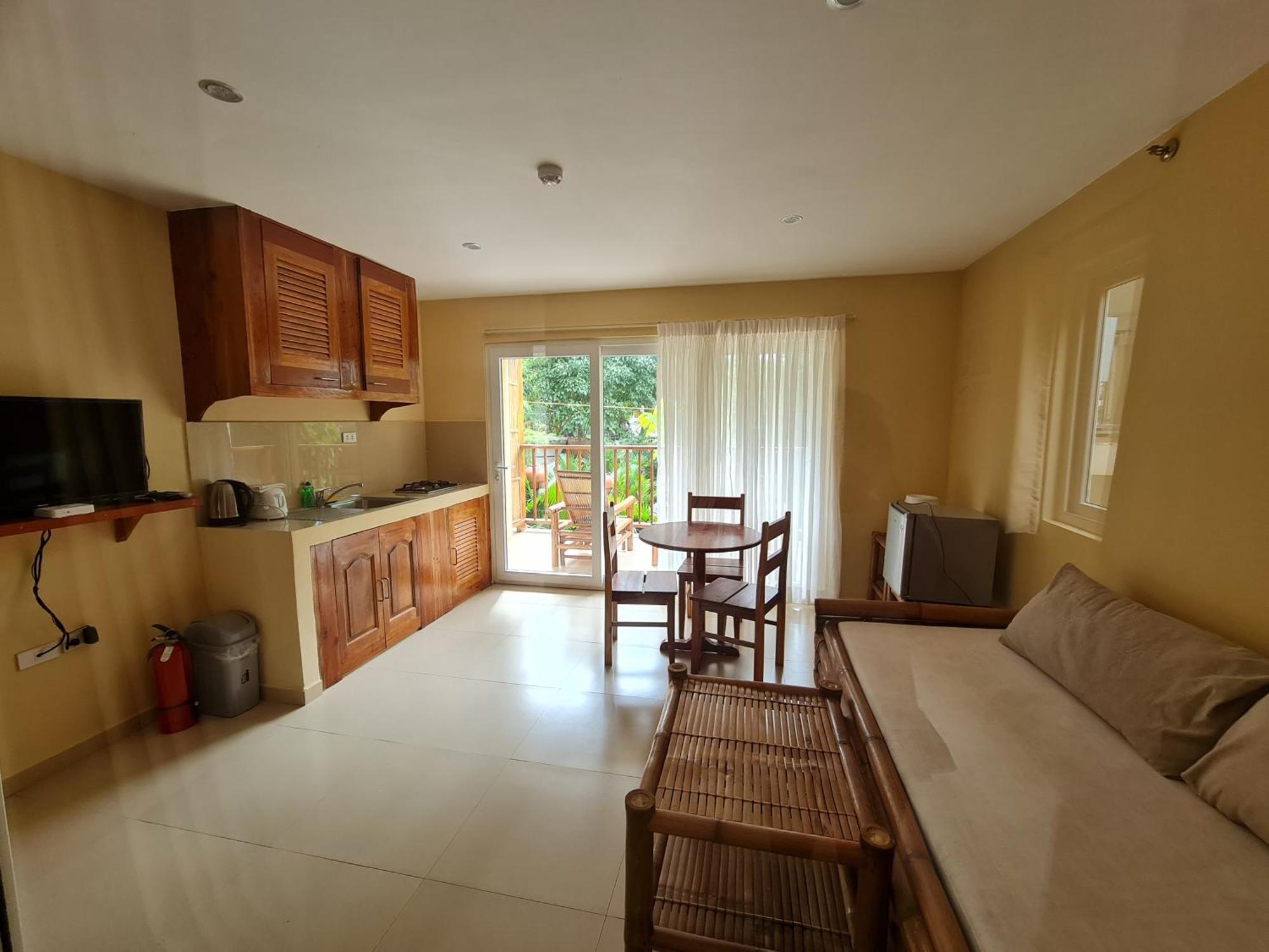 Amor Deluxe Suite With Swimming Pool Access - Hidden Paradise Yapak Ngoại thất bức ảnh